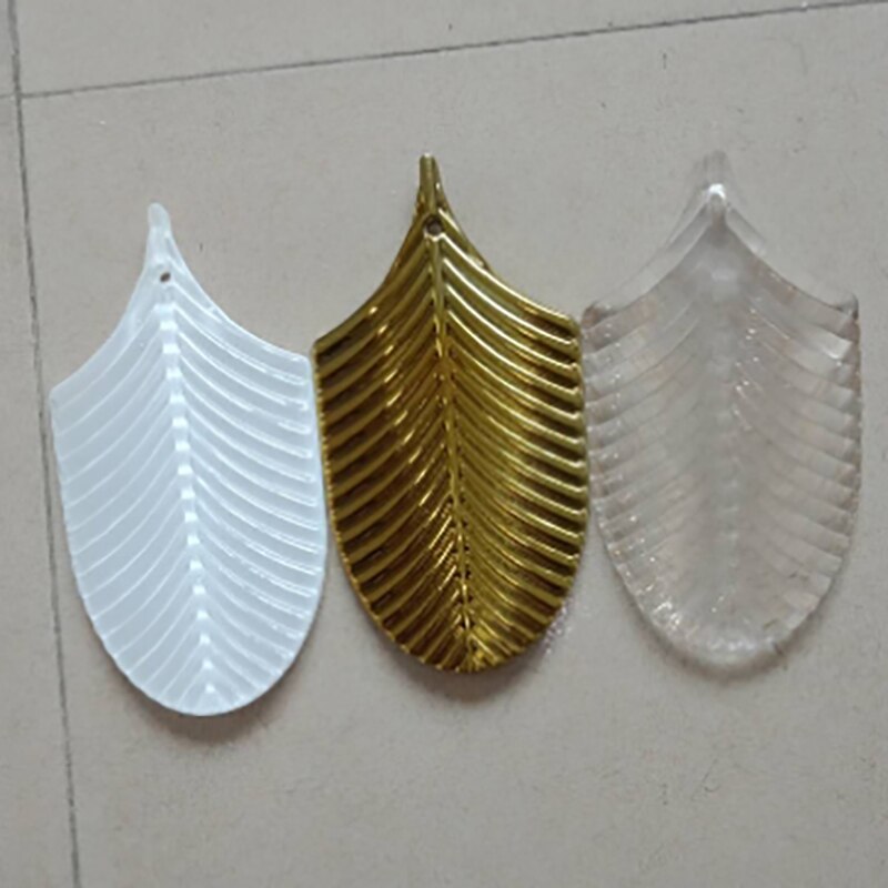 Postmodern Luxury Golden Feathers Chandelier